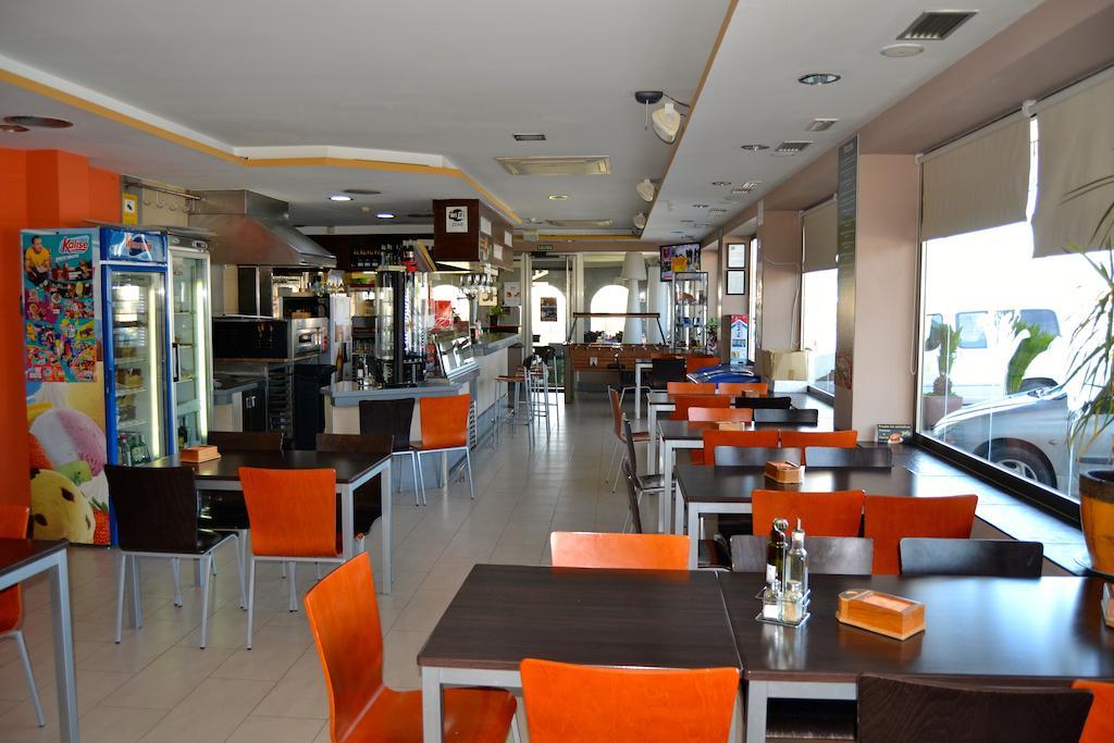 Hotel El Cruce Moraleda Moraleda De Zafayona Dış mekan fotoğraf