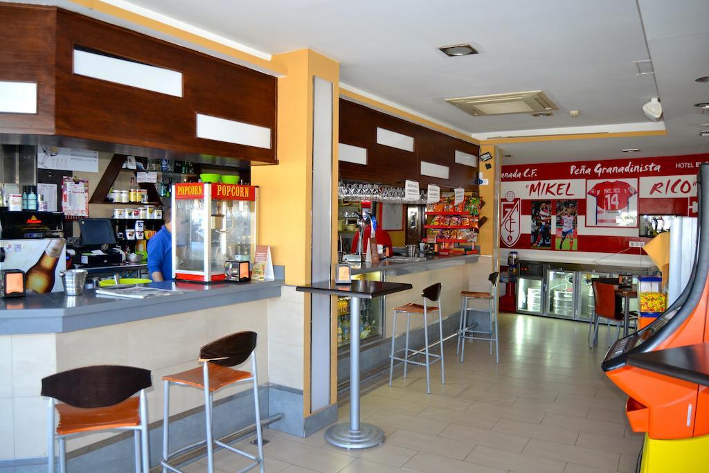 Hotel El Cruce Moraleda Moraleda De Zafayona Dış mekan fotoğraf