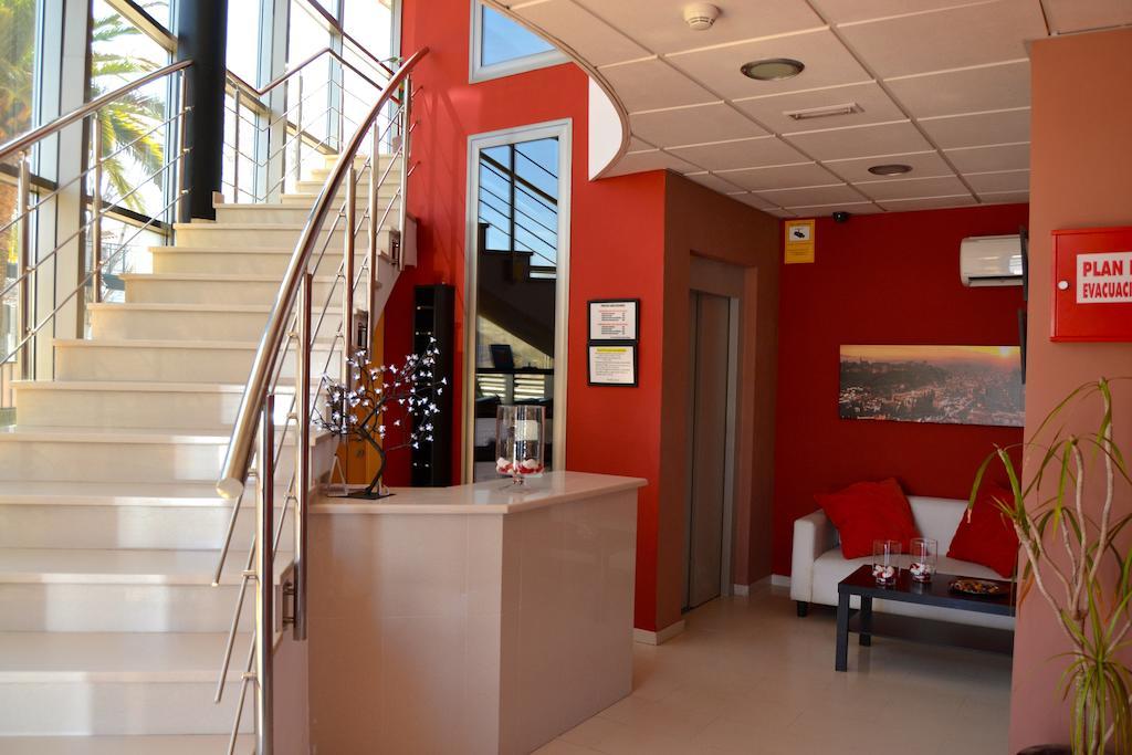 Hotel El Cruce Moraleda Moraleda De Zafayona Dış mekan fotoğraf